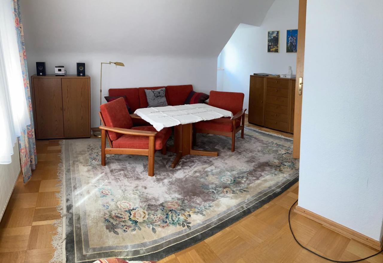Am Stadtpark Apartment *