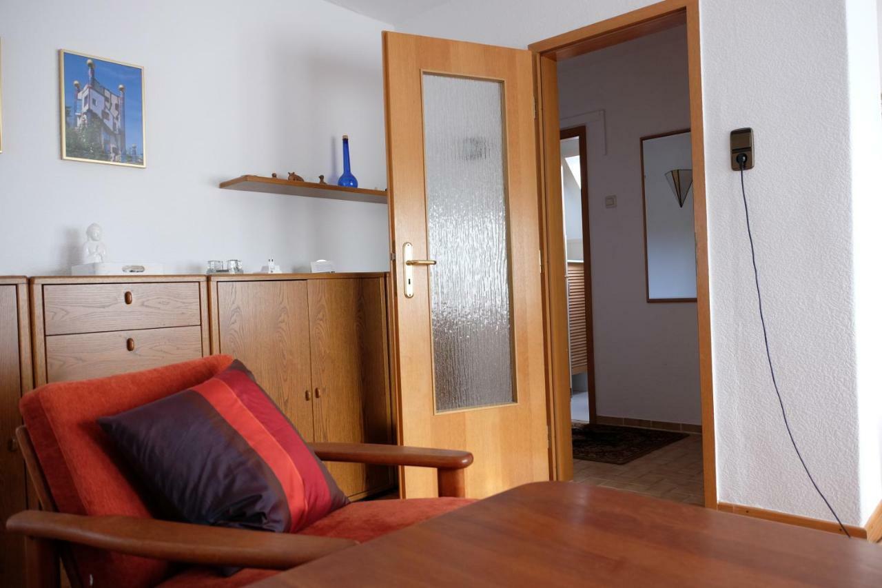 Am Stadtpark Apartment *